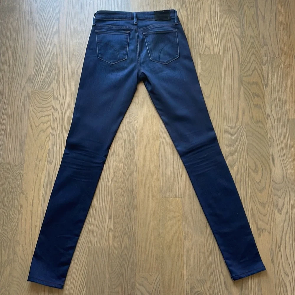 Joe's Jeans Flawless Skinny Jean Dark Wash Women's Sz 26 - Like New - Picture 4 of 6